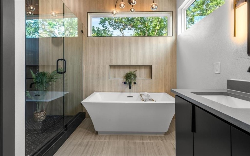 912 Brookwood Drive, Dallas, TX 75224, 4 Habitaciones Habitaciones , ,3 BañosBaños,Residential,En Venta,912 Brookwood Drive,0,21078681