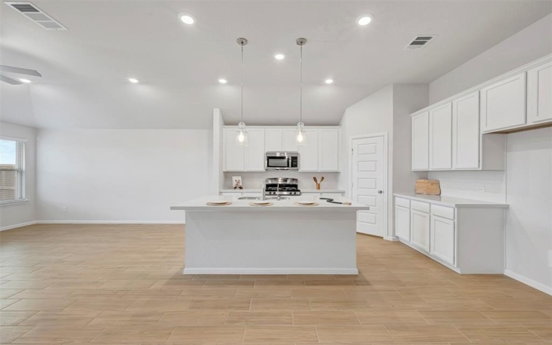 14211 Bacton Road, Pilot Point, TX 76258, 4 Bedrooms Bedrooms, ,2 BathroomsBathrooms,Residential,For Sale,14211 Bacton Road,0,21082065