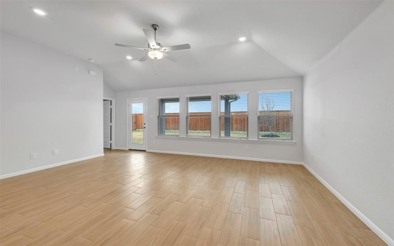 14211 Bacton Road, Pilot Point, TX 76258, 4 Bedrooms Bedrooms, ,2 BathroomsBathrooms,Residential,For Sale,14211 Bacton Road,0,21082065