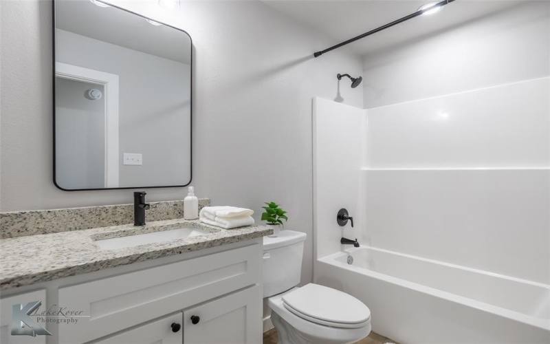 132 Tombstone Road, Abilene, TX 79602, 3 Habitaciones Habitaciones , ,2 BañosBaños,Residential,En Venta,132 Tombstone Road,0,21082108