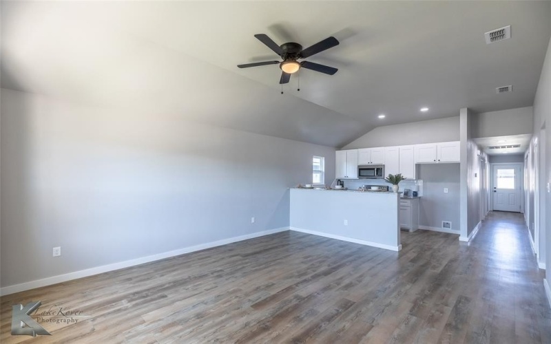 132 Tombstone Road, Abilene, TX 79602, 3 Habitaciones Habitaciones , ,2 BañosBaños,Residential,En Venta,132 Tombstone Road,0,21082108