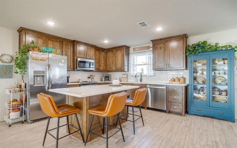 5004 Olivia Lucille Street, Azle, TX 76020, 3 Bedrooms Bedrooms, ,2 BathroomsBathrooms,Residential,For Sale,5004 Olivia Lucille Street,0,21084268
