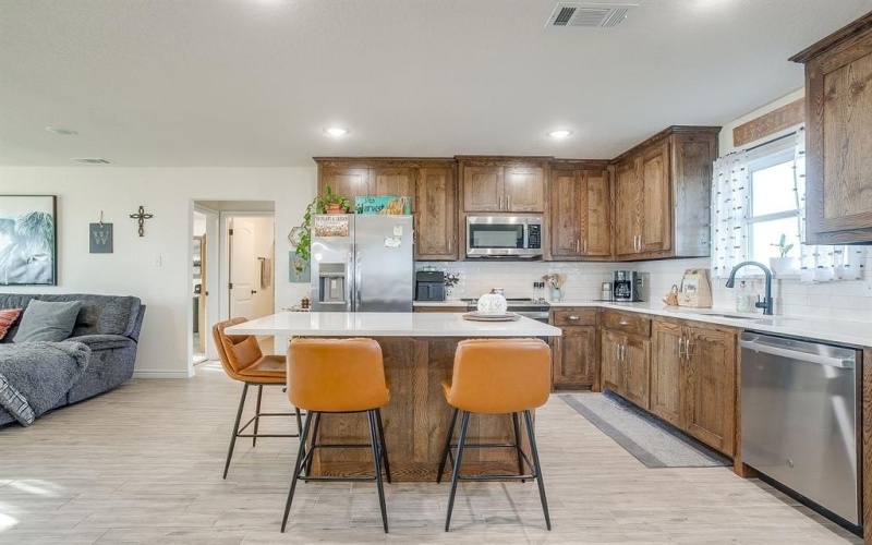 5004 Olivia Lucille Street, Azle, TX 76020, 3 Bedrooms Bedrooms, ,2 BathroomsBathrooms,Residential,For Sale,5004 Olivia Lucille Street,0,21084268