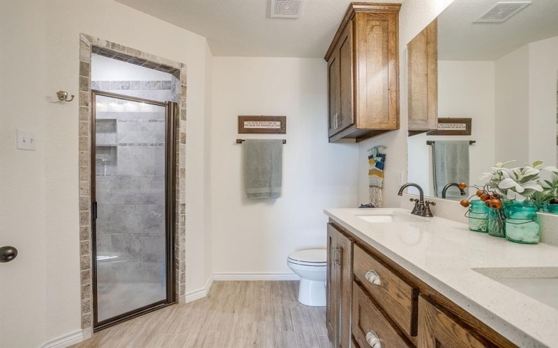 5004 Olivia Lucille Street, Azle, TX 76020, 3 Bedrooms Bedrooms, ,2 BathroomsBathrooms,Residential,For Sale,5004 Olivia Lucille Street,0,21084268