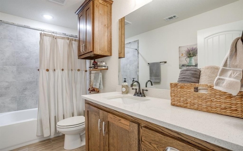5004 Olivia Lucille Street, Azle, TX 76020, 3 Bedrooms Bedrooms, ,2 BathroomsBathrooms,Residential,For Sale,5004 Olivia Lucille Street,0,21084268