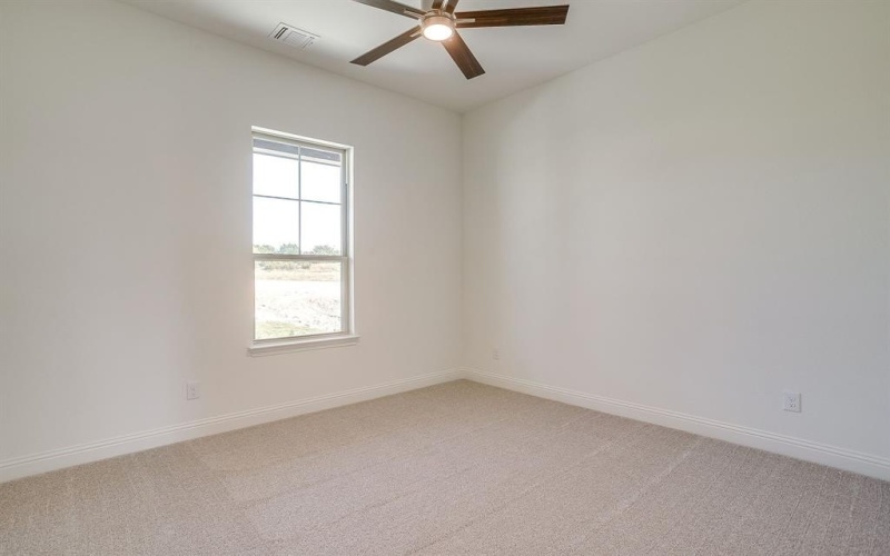 324 Slimp Bluff, Azle, TX 76020, 3 Bedrooms Bedrooms, ,2 BathroomsBathrooms,Residential,For Sale,324 Slimp Bluff,0,21084935