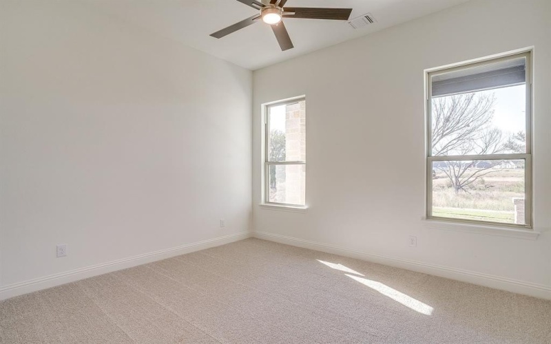 324 Slimp Bluff, Azle, TX 76020, 3 Bedrooms Bedrooms, ,2 BathroomsBathrooms,Residential,For Sale,324 Slimp Bluff,0,21084935
