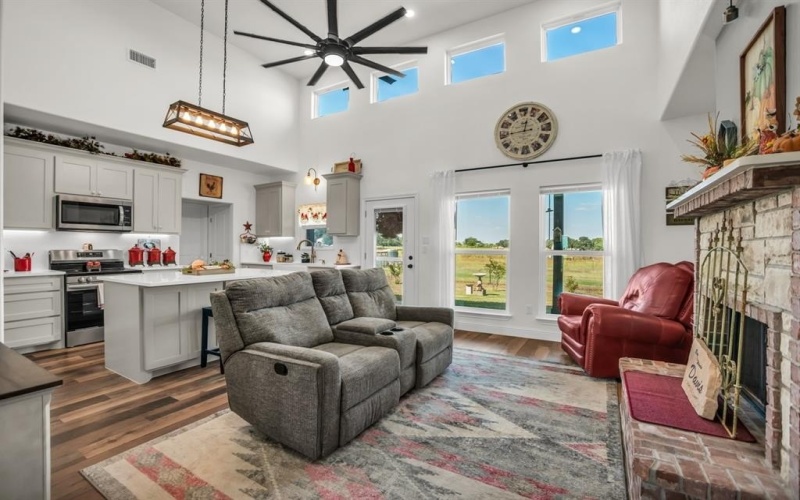 3531 County Road 1104b, Cleburne, TX 76031, 3 Habitaciones Habitaciones , ,2 BañosBaños,Residential,En Venta,3531 County Road 1104b,0,21086327