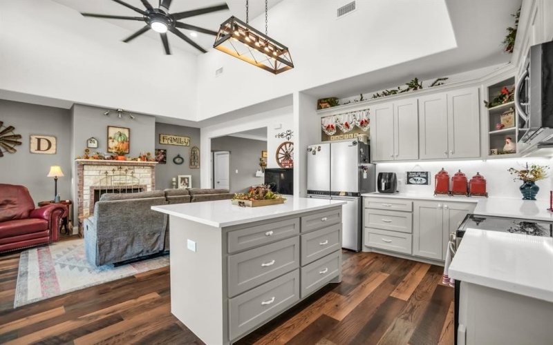 3531 County Road 1104b, Cleburne, TX 76031, 3 Habitaciones Habitaciones , ,2 BañosBaños,Residential,En Venta,3531 County Road 1104b,0,21086327