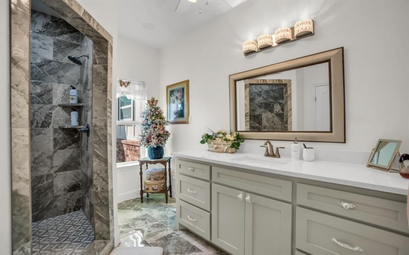 3531 County Road 1104b, Cleburne, TX 76031, 3 Habitaciones Habitaciones , ,2 BañosBaños,Residential,En Venta,3531 County Road 1104b,0,21086327