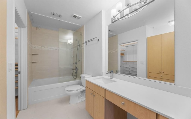 3225 Turtle Creek Boulevard #120, Dallas, TX 75219, 2 Bedrooms Bedrooms, ,2 BathroomsBathrooms,Residential,For Sale,3225 Turtle Creek Boulevard,0,21086755