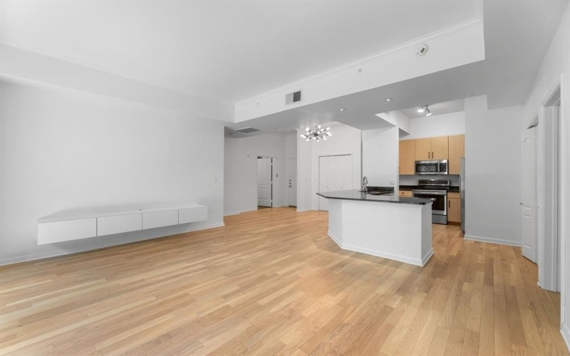 3225 Turtle Creek Boulevard #120, Dallas, TX 75219, 2 Bedrooms Bedrooms, ,2 BathroomsBathrooms,Residential,For Sale,3225 Turtle Creek Boulevard,0,21086755