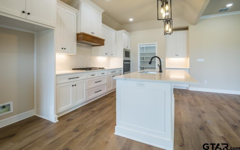 15092 High Country Acres Lane, Tyler, TX 75706, 3 Habitaciones Habitaciones , ,2 BañosBaños,Residential,En Venta,15092 High Country Acres Lane,25000446