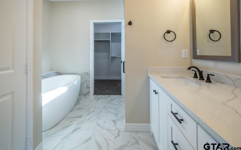 15092 High Country Acres Lane, Tyler, TX 75706, 3 Habitaciones Habitaciones , ,2 BañosBaños,Residential,En Venta,15092 High Country Acres Lane,25000446