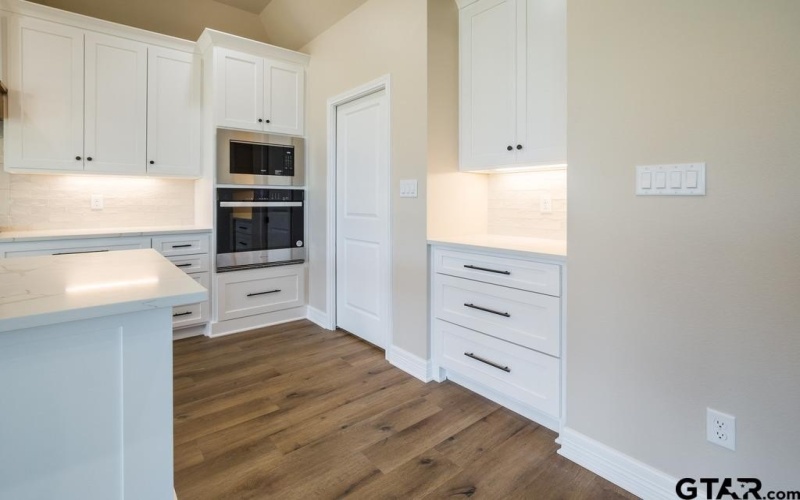 15092 High Country Acres Lane, Tyler, TX 75706, 3 Habitaciones Habitaciones , ,2 BañosBaños,Residential,En Venta,15092 High Country Acres Lane,25000446