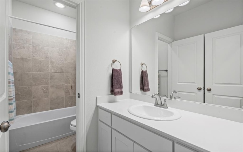 341 Saltmeadow Lane, Red Oak, TX 75154, 3 Habitaciones Habitaciones , ,2 BañosBaños,Residential,En Venta,341 Saltmeadow Lane,0,21087716