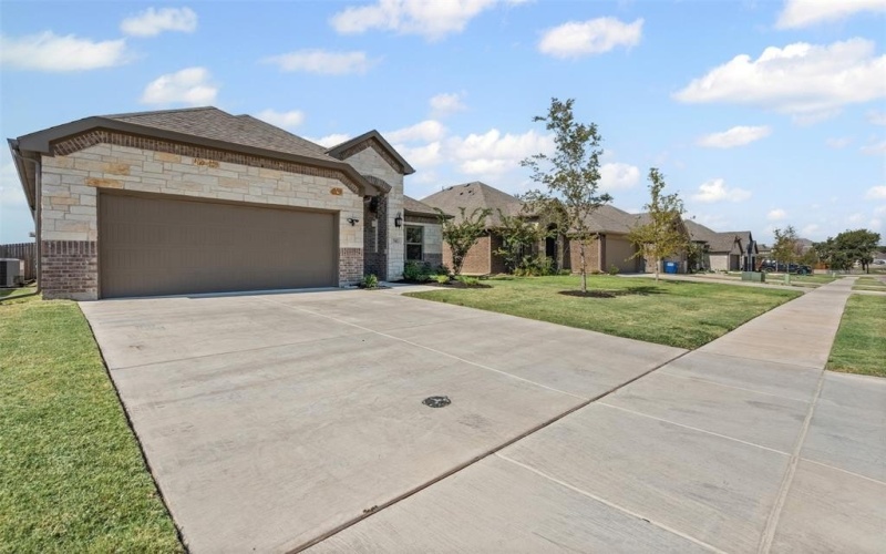 341 Saltmeadow Lane, Red Oak, TX 75154, 3 Habitaciones Habitaciones , ,2 BañosBaños,Residential,En Venta,341 Saltmeadow Lane,0,21087716