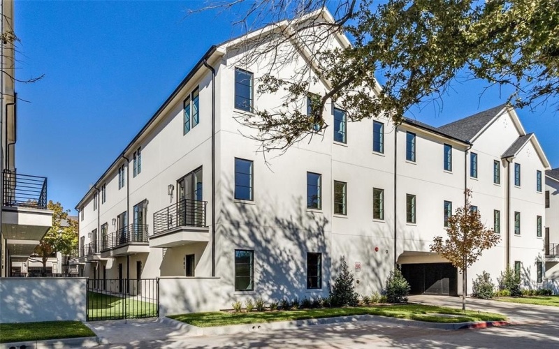 7207 Gaston Avenue #903, Dallas, TX 75214, 2 Bedrooms Bedrooms, ,2 BathroomsBathrooms,Residential,For Sale,7207 Gaston Avenue,0,21088077