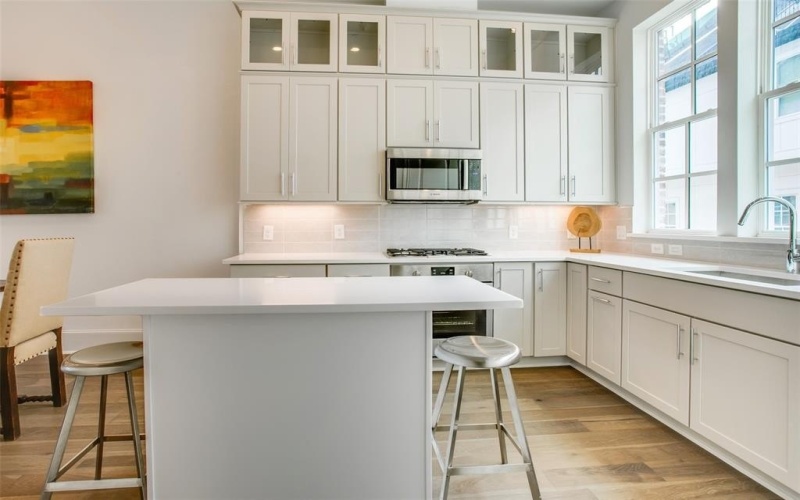 4636 Warwood Lane, Dallas, TX 75219, 2 Habitaciones Habitaciones , ,2 BañosBaños,Residential,En Venta,4636 Warwood Lane,0,21088112