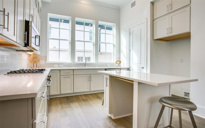 4636 Warwood Lane, Dallas, TX 75219, 2 Habitaciones Habitaciones , ,2 BañosBaños,Residential,En Venta,4636 Warwood Lane,0,21088112