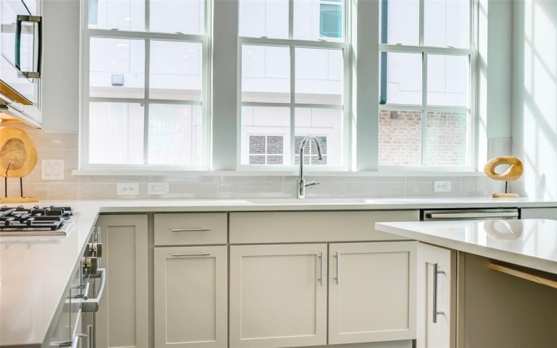 4636 Warwood Lane, Dallas, TX 75219, 2 Habitaciones Habitaciones , ,2 BañosBaños,Residential,En Venta,4636 Warwood Lane,0,21088112