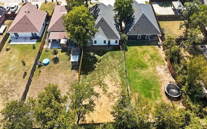 5115 Draper Street, Fort Worth, TX 76105, 4 Bedrooms Bedrooms, ,2 BathroomsBathrooms,Residential,For Sale,5115 Draper Street,0,21088181