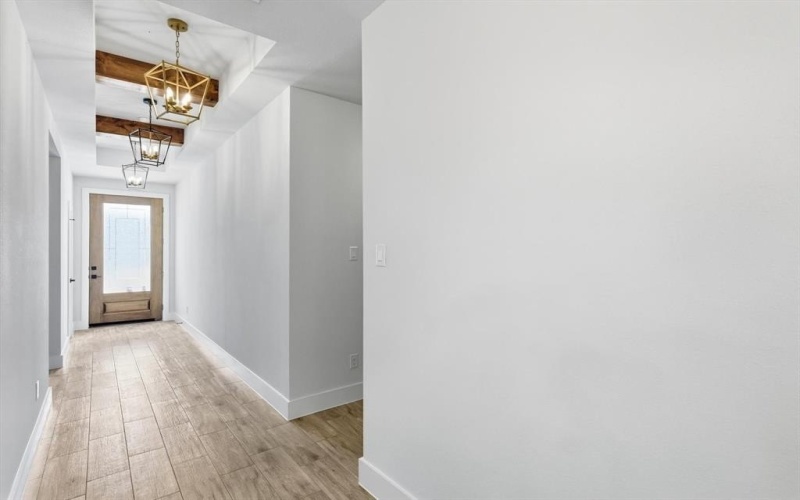 5115 Draper Street, Fort Worth, TX 76105, 4 Bedrooms Bedrooms, ,2 BathroomsBathrooms,Residential,For Sale,5115 Draper Street,0,21088181