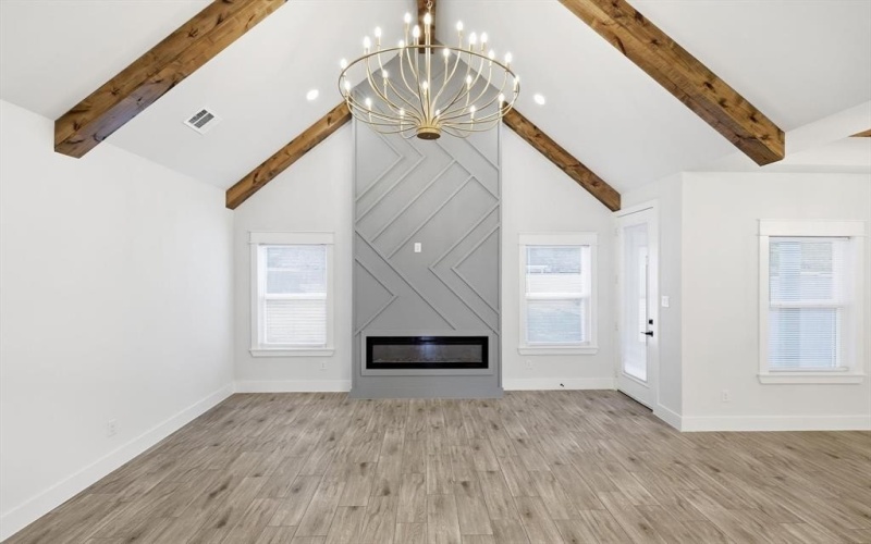 5115 Draper Street, Fort Worth, TX 76105, 4 Bedrooms Bedrooms, ,2 BathroomsBathrooms,Residential,For Sale,5115 Draper Street,0,21088181