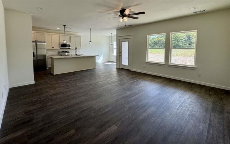 118 Indian Creek, Trenton, TX 75490, 3 Bedrooms Bedrooms, ,2 BathroomsBathrooms,Residential,For Sale,118 Indian Creek,0,21088227