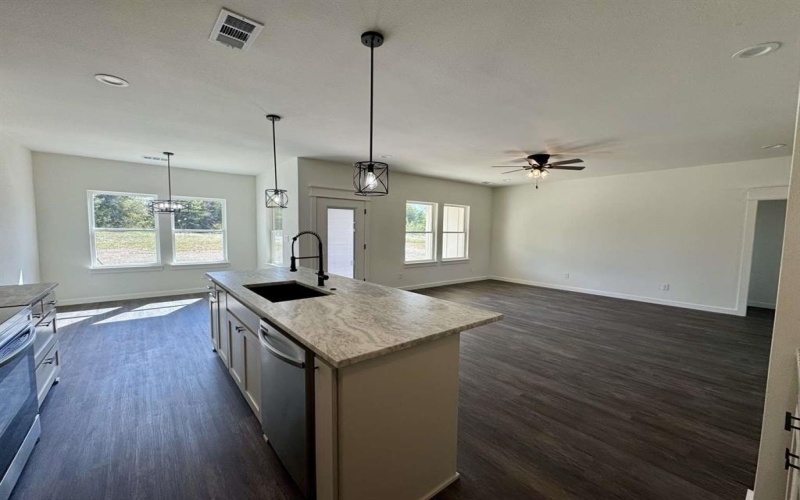 118 Indian Creek, Trenton, TX 75490, 3 Bedrooms Bedrooms, ,2 BathroomsBathrooms,Residential,For Sale,118 Indian Creek,0,21088227