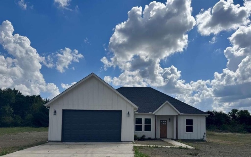 118 Indian Creek, Trenton, TX 75490, 3 Bedrooms Bedrooms, ,2 BathroomsBathrooms,Residential,For Sale,118 Indian Creek,0,21088227