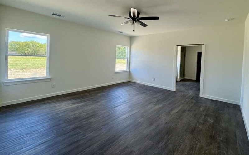 118 Indian Creek, Trenton, TX 75490, 3 Bedrooms Bedrooms, ,2 BathroomsBathrooms,Residential,For Sale,118 Indian Creek,0,21088227