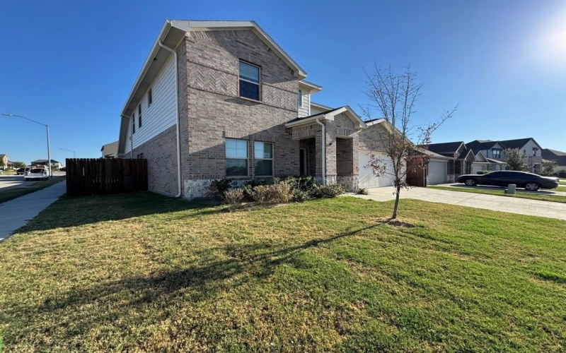 2501 Tala Court, Fort Worth, TX 76179, 4 Bedrooms Bedrooms, ,3 BathroomsBathrooms,Residential,For Sale,2501 Tala Court,0,21088250