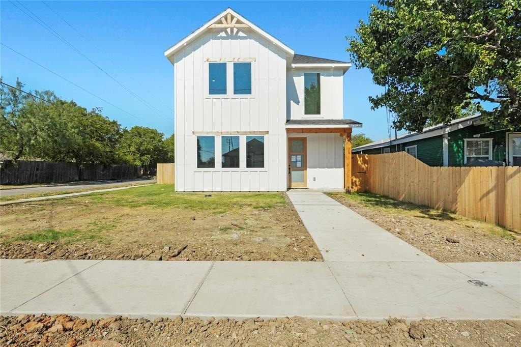 3639 Pueblo Street, Dallas, TX 75212, 3 Bedrooms Bedrooms, ,2 BathroomsBathrooms,Residential,For Sale,3639 Pueblo Street,0,21088329