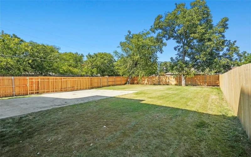 3639 Pueblo Street, Dallas, TX 75212, 3 Bedrooms Bedrooms, ,2 BathroomsBathrooms,Residential,For Sale,3639 Pueblo Street,0,21088329