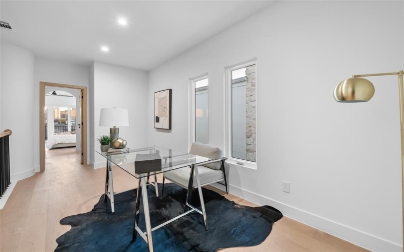 1504 Holly Avenue, Dallas, TX 75204, 3 Bedrooms Bedrooms, ,3 BathroomsBathrooms,Residential,For Sale,1504 Holly Avenue,0,21088349