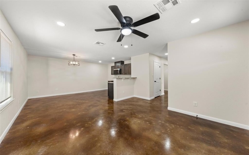 1716 N 12th Street, Waco, TX 76707, 6 Habitaciones Habitaciones , ,5 BañosBaños,Residential Multi Family,En Venta,1716 N 12th Street,0,21088523