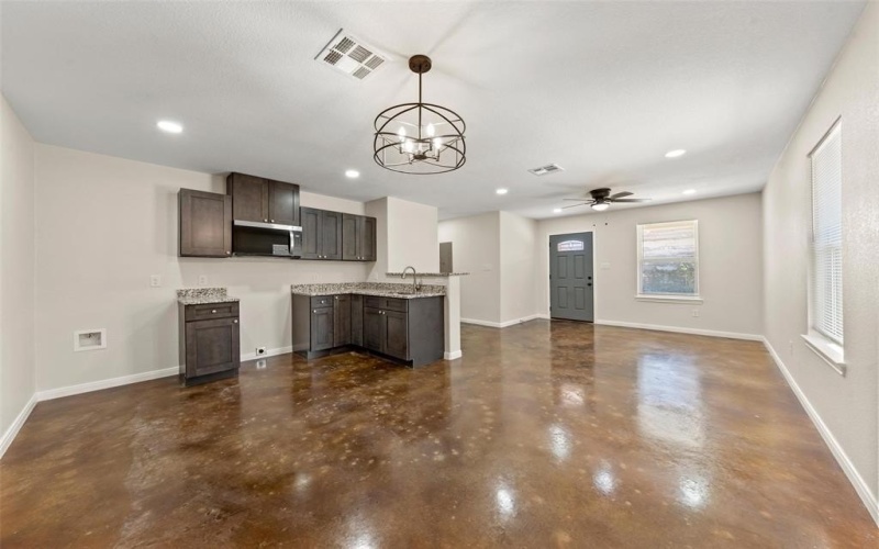 1716 N 12th Street, Waco, TX 76707, 6 Habitaciones Habitaciones , ,5 BañosBaños,Residential Multi Family,En Venta,1716 N 12th Street,0,21088523