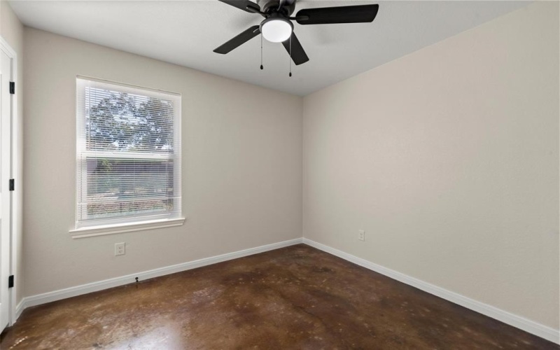 1716 N 12th Street, Waco, TX 76707, 6 Habitaciones Habitaciones , ,5 BañosBaños,Residential Multi Family,En Venta,1716 N 12th Street,0,21088523