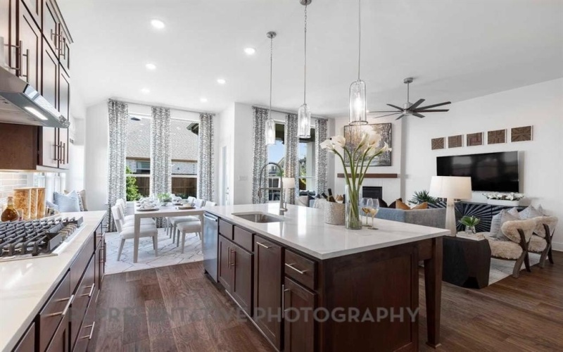7860 Winterbloom Way, Fort Worth, TX 76123, 3 Habitaciones Habitaciones , ,2 BañosBaños,Residential,En Venta,7860 Winterbloom Way,0,21088597