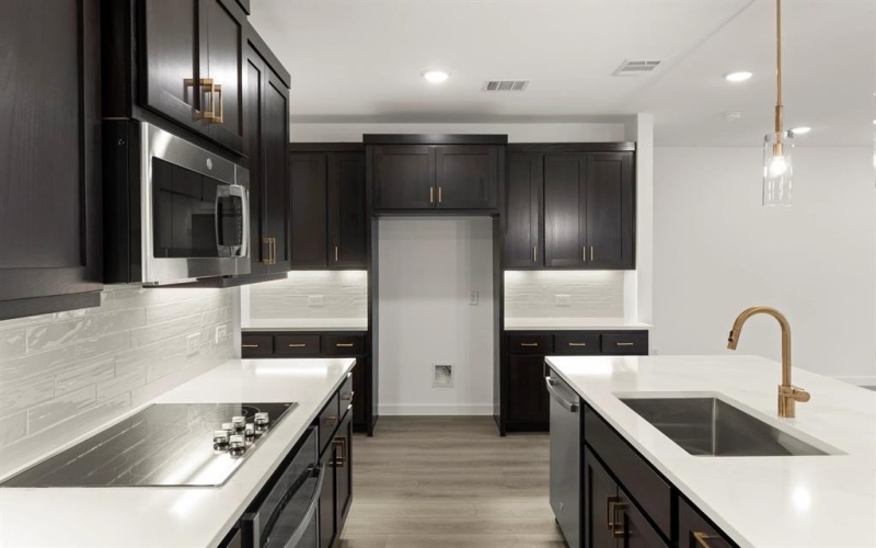 2633 Lost Maples Lane, Dallas, TX 75228, 3 Habitaciones Habitaciones , ,2 BañosBaños,Residential,En Venta,2633 Lost Maples Lane,0,21088664