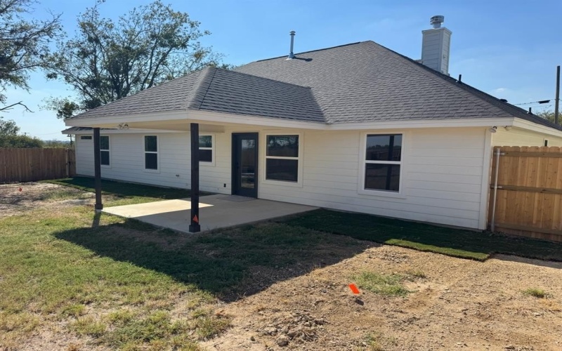 606 North Mill Street, Weatherford, TX 76086, 3 Habitaciones Habitaciones , ,2 BañosBaños,Residential,En Venta,606 North Mill Street,0,21088718