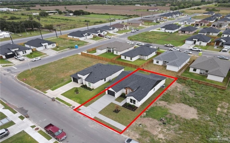 6104 N Playa Del Sol Street, Edinburg, TX 78542, 3 Bedrooms Bedrooms, ,2 BathroomsBathrooms,Residential,For Sale,6104 N Playa Del Sol Street,466339