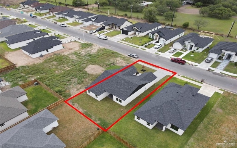 6104 N Playa Del Sol Street, Edinburg, TX 78542, 3 Bedrooms Bedrooms, ,2 BathroomsBathrooms,Residential,For Sale,6104 N Playa Del Sol Street,466339