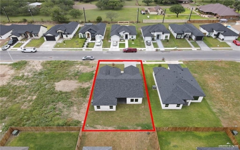 6104 N Playa Del Sol Street, Edinburg, TX 78542, 3 Bedrooms Bedrooms, ,2 BathroomsBathrooms,Residential,For Sale,6104 N Playa Del Sol Street,466339