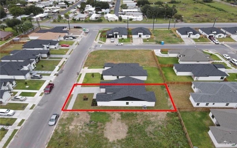 6104 N Playa Del Sol Street, Edinburg, TX 78542, 3 Bedrooms Bedrooms, ,2 BathroomsBathrooms,Residential,For Sale,6104 N Playa Del Sol Street,466339