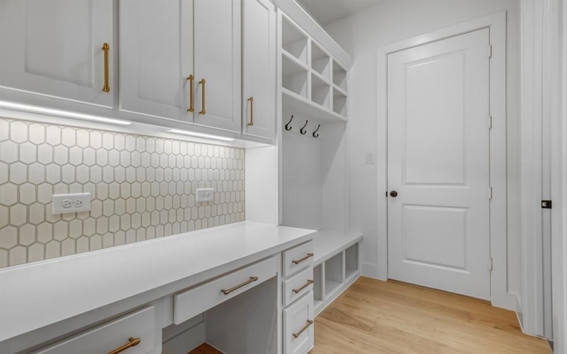 1421 Hidden Cove Drive, Lakewood Village, TX 75068, 4 Habitaciones Habitaciones , ,5 BañosBaños,Residential,En Venta,1421 Hidden Cove Drive,0,21088877