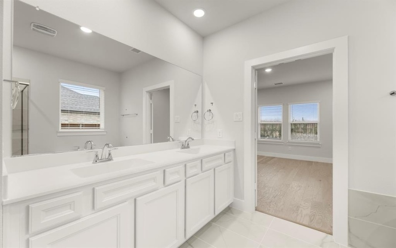 1917 Sapphire Run, Mesquite, TX 75181, 5 Habitaciones Habitaciones , ,3 BañosBaños,Residential,En Venta,1917 Sapphire Run,0,21089060