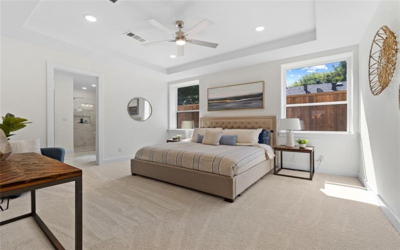 426 Martinique Avenue, Dallas, TX 75223, 5 Bedrooms Bedrooms, ,5 BathroomsBathrooms,Residential,For Sale,426 Martinique Avenue,0,21089205
