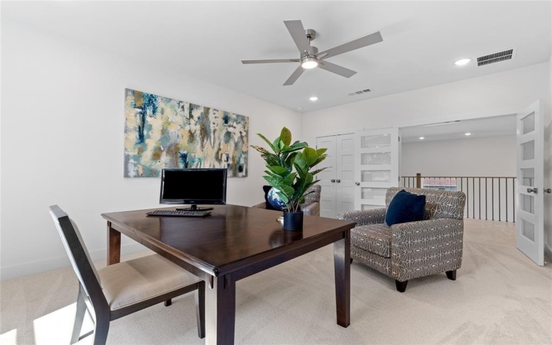426 Martinique Avenue, Dallas, TX 75223, 5 Bedrooms Bedrooms, ,5 BathroomsBathrooms,Residential,For Sale,426 Martinique Avenue,0,21089205